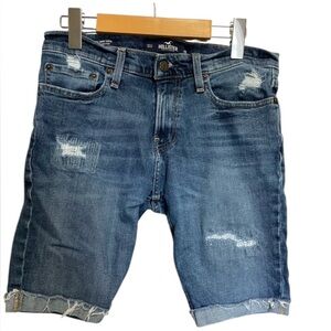 Hollister Blue Jean Shorts Distressed Cutoff Style Women’s Size 29